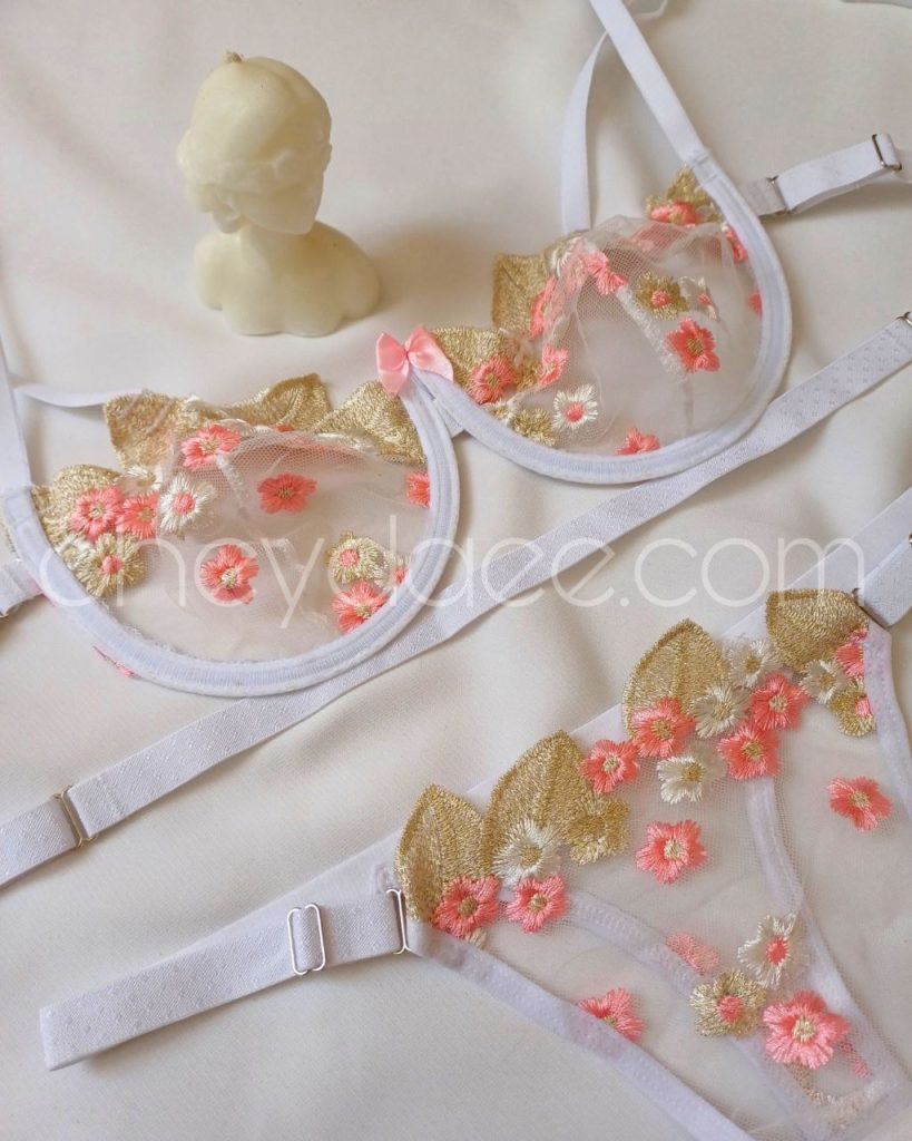 ست بغل بندی گل برجسته 9049 Hanes